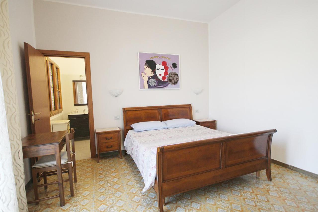B&B Flamingo Villasimius Exteriör bild