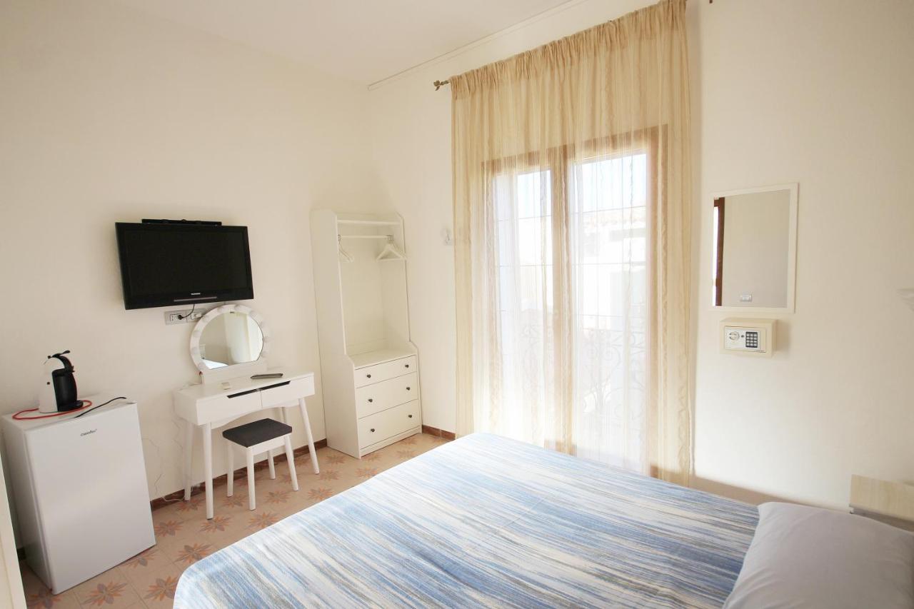 B&B Flamingo Villasimius Exteriör bild