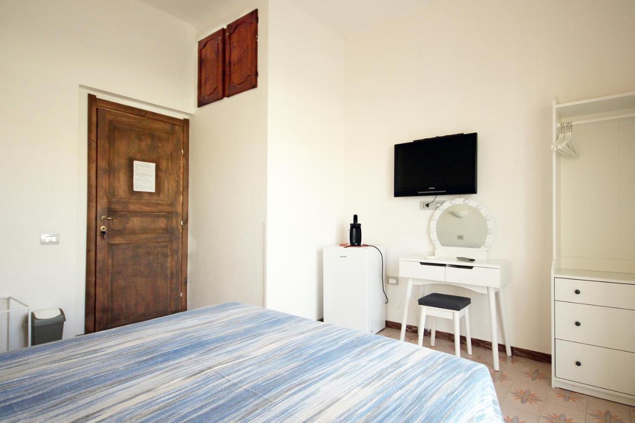 B&B Flamingo Villasimius Exteriör bild